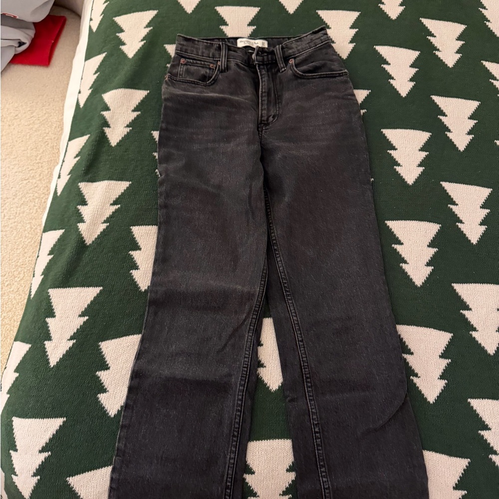 Abercrombie & Fitch Women's Charcoal Straight Leg Jeans